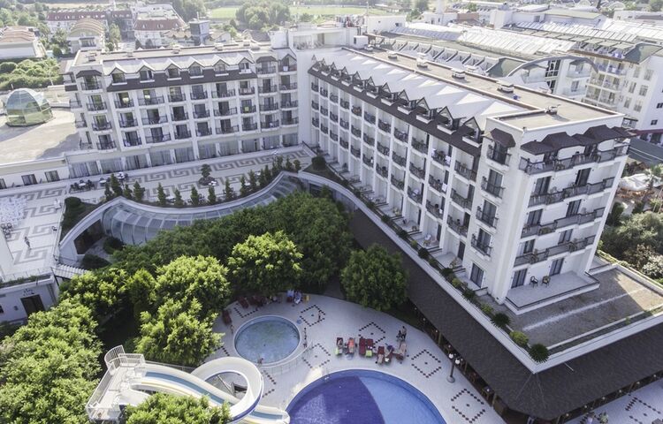 Palmet Beach Resort Hotel
