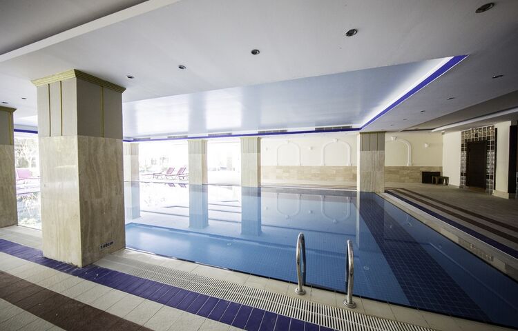 Palmet Beach Resort Hotel