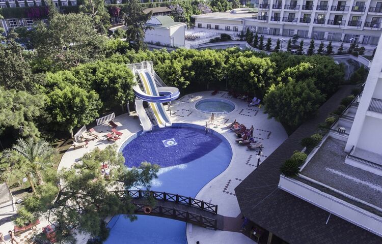 Palmet Beach Resort Hotel