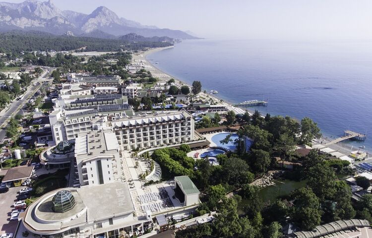 Palmet Beach Resort Hotel