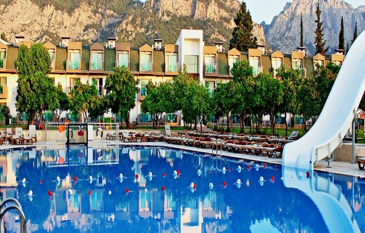 Monna Roza Garden Resort Hotel