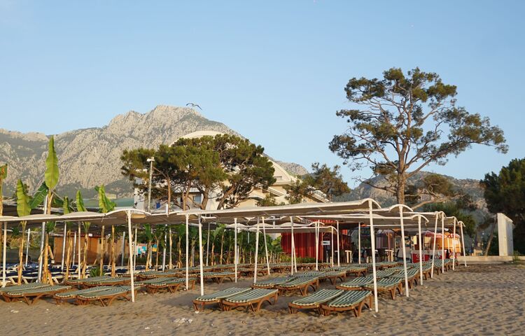 Monna Roza Garden Resort Hotel