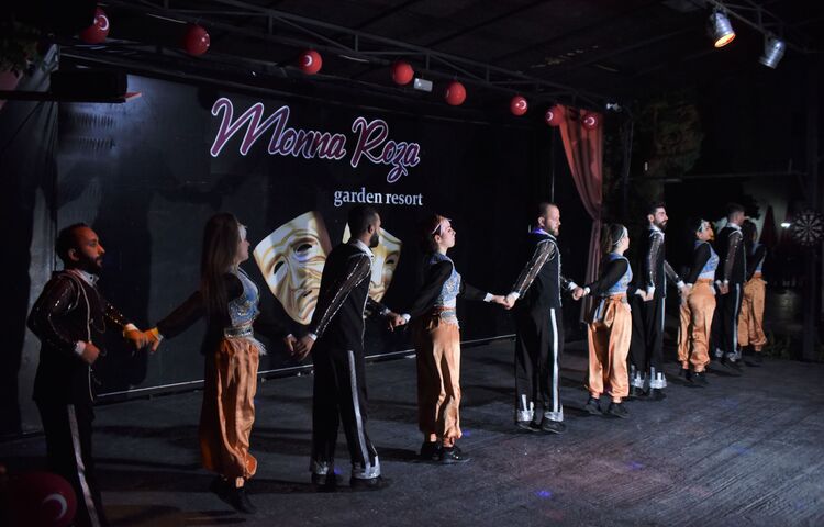 Monna Roza Garden Resort Hotel