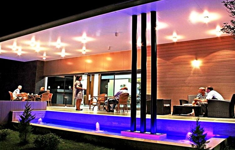 Monna Roza Garden Resort Hotel