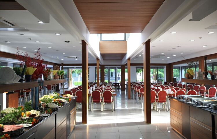 Monna Roza Garden Resort Hotel