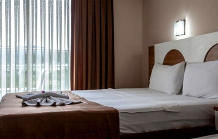 Monna Roza Garden Resort Hotel