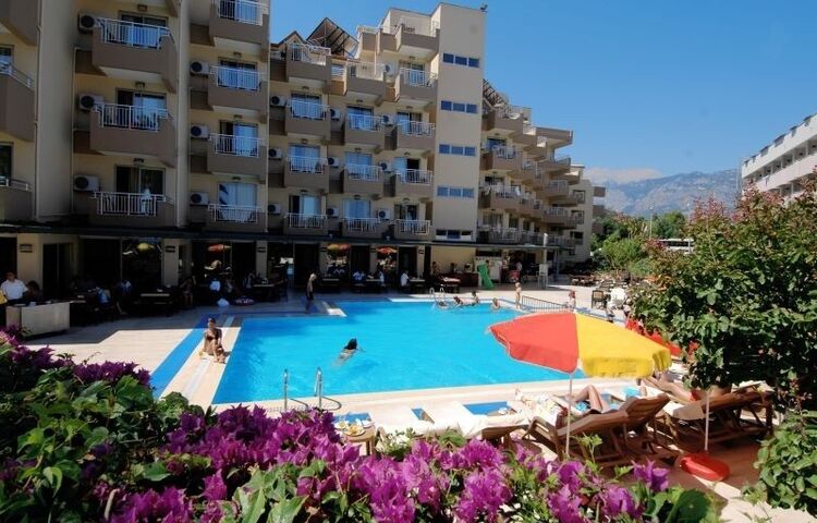 Viking Nona Beach Hotel
