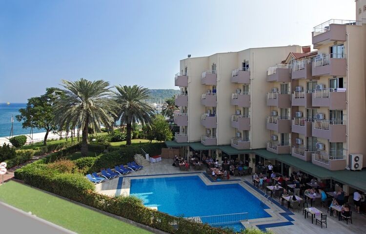 Viking Nona Beach Hotel