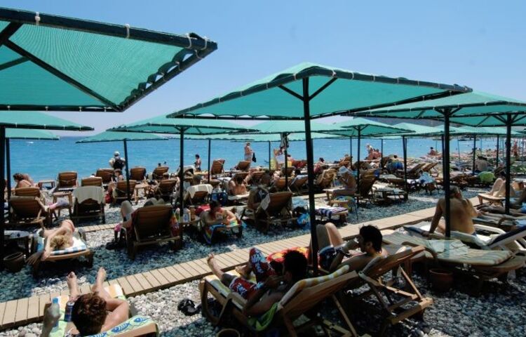 Viking Nona Beach Hotel