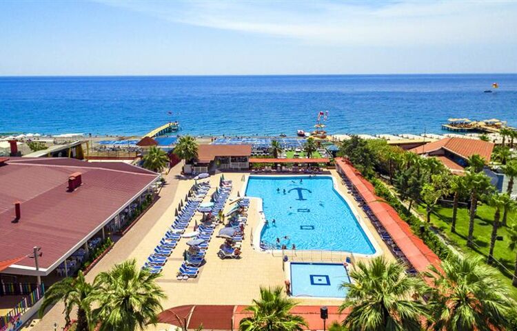 Sailor's Beach Club