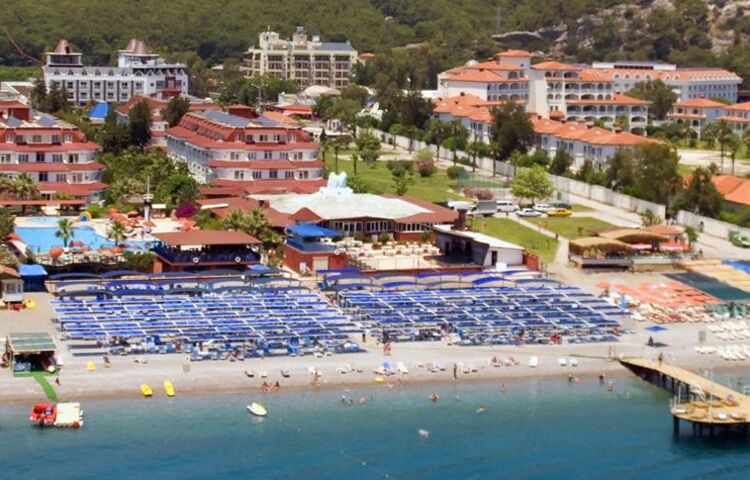 Sailor's Beach Club