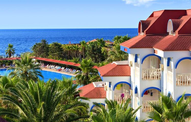 Sailor's Beach Club