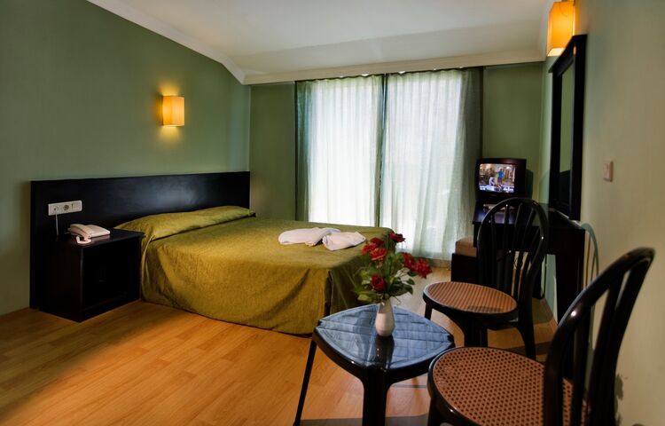 Larissa Beldibi Hotel