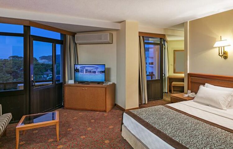 Özkaymak Marina Hotel