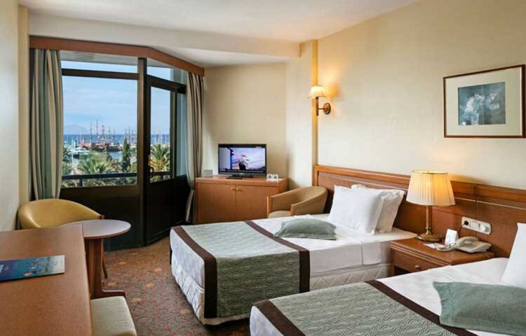 Özkaymak Marina Hotel