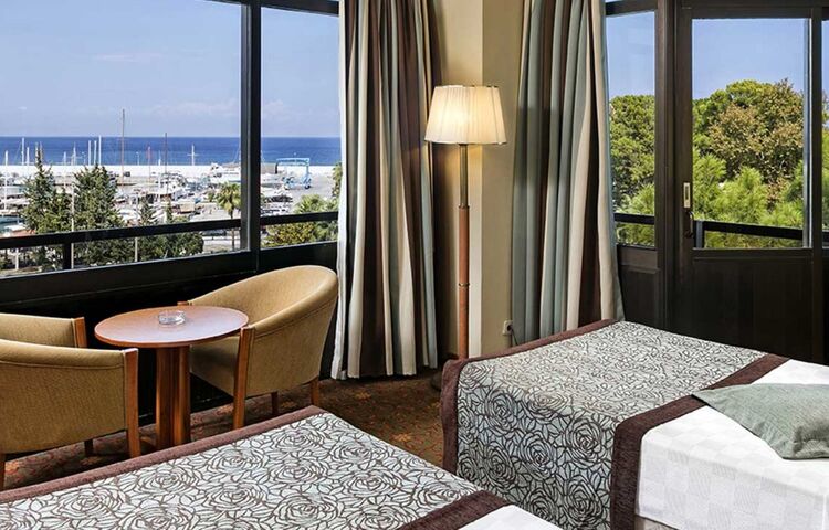 Özkaymak Marina Hotel
