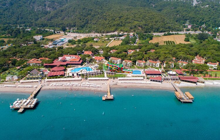 Crystal Flora Beach Resort