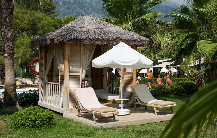 Crystal Flora Beach Resort
