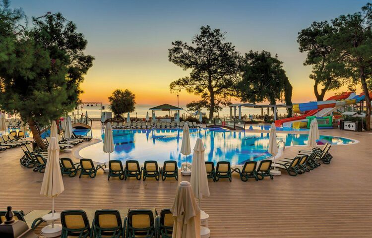 Crystal Aura Beach Resort Spa