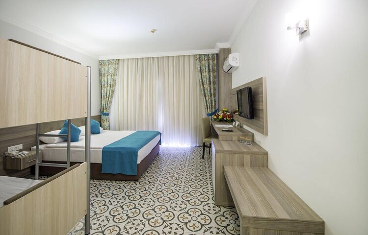 Crystal Aura Beach Resort Spa
