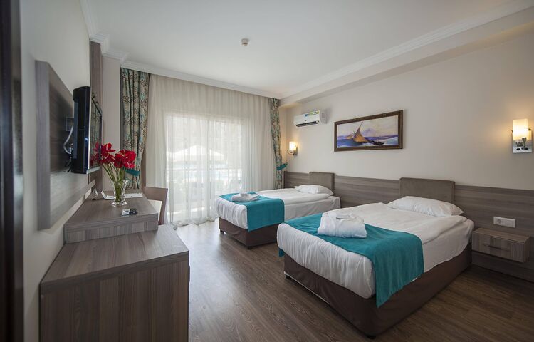 Crystal Aura Beach Resort Spa