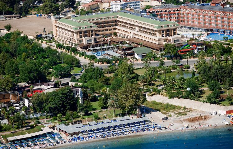 Crystal Deluxe Resort Spa Hotel