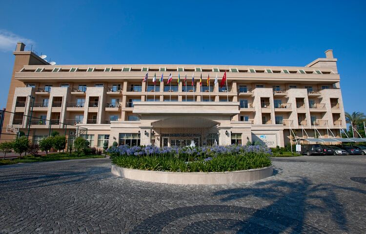 Crystal Deluxe Resort Spa Hotel