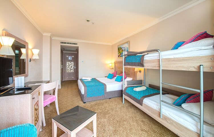 Crystal Deluxe Resort Spa Hotel