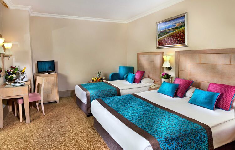 Crystal Deluxe Resort Spa Hotel