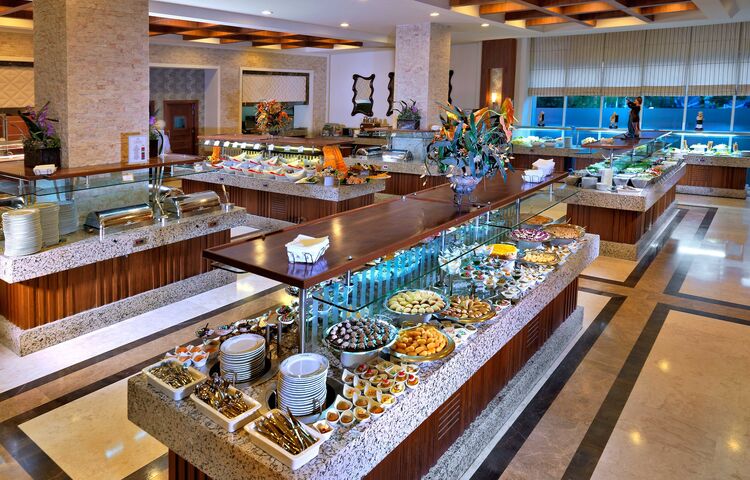 Crystal Deluxe Resort Spa Hotel