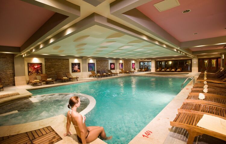 Crystal Deluxe Resort Spa Hotel