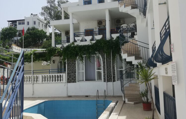 Artı Şahin Apart Otel