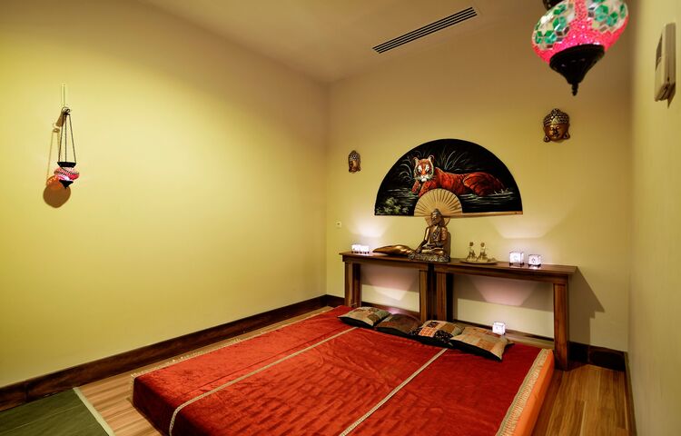 Crystal Green Bay Resort & SPA