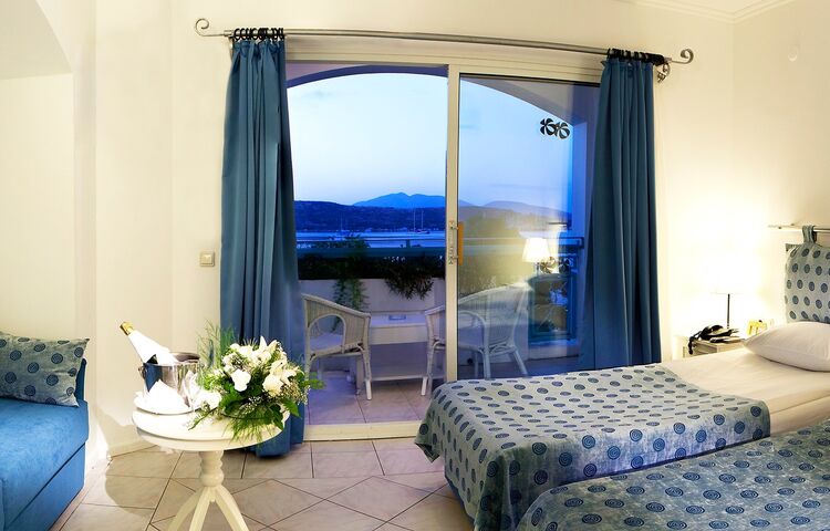 Royal Asarlık Beach Hotel