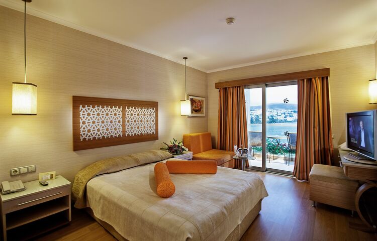 Royal Asarlık Beach Hotel