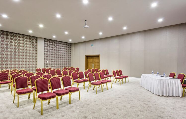 Grannos Thermal Hotel & Convention Center