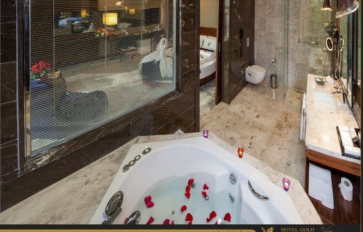 Hotel Gold Majesty
