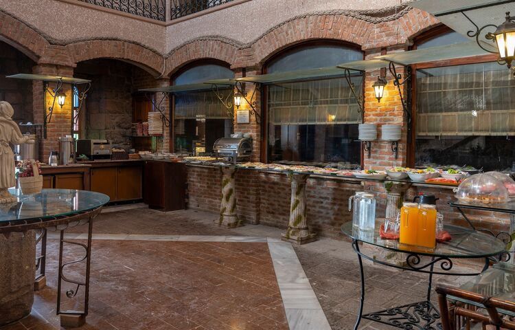 Assos Nazlıhan Hotel