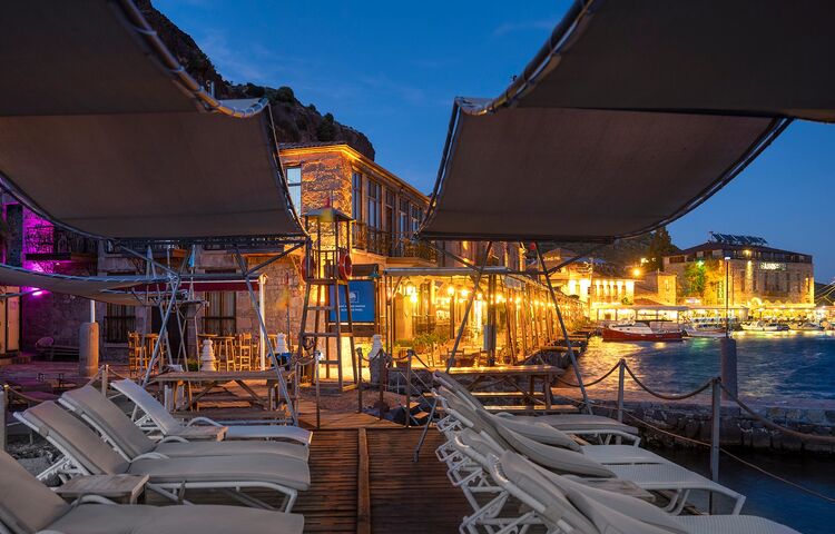 Assos Nazlıhan Hotel
