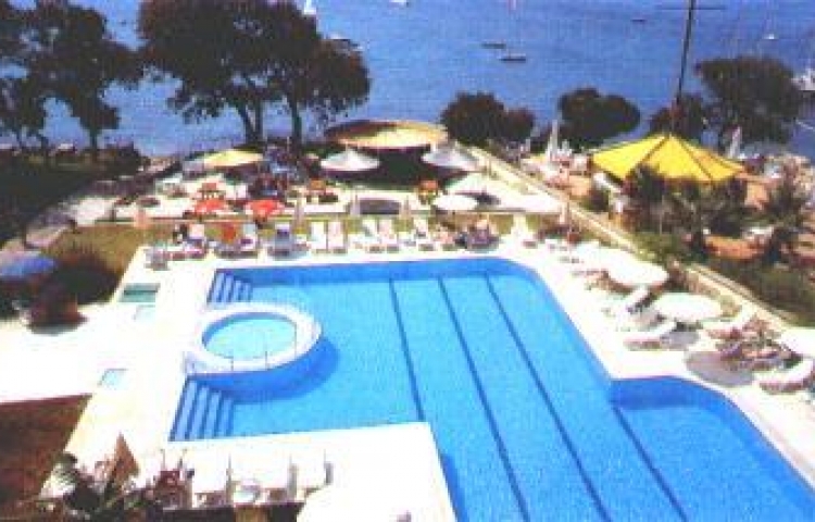GUNDEM RESORT HOTEL