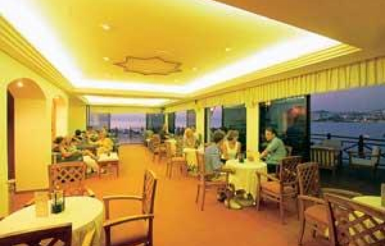 FESTIVAL CLUB HOTEL 