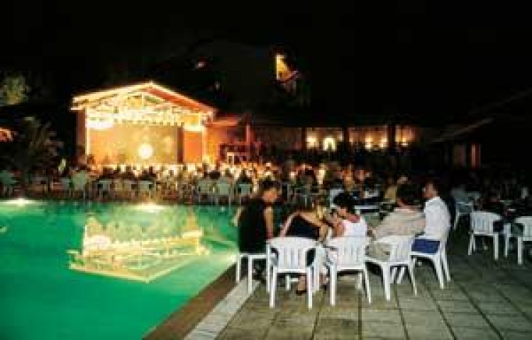 FESTIVAL CLUB HOTEL 