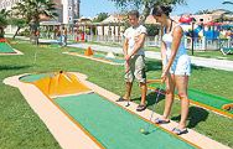 MEGASARAY CLUB HOTEL