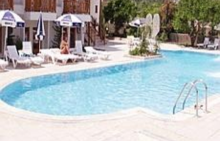 ROYAL ROSE HOTEL
