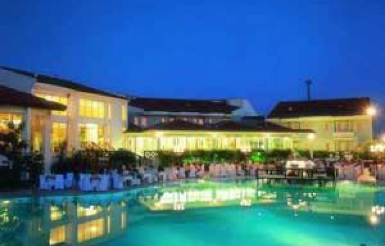 LYCUS RIVER HOTEL