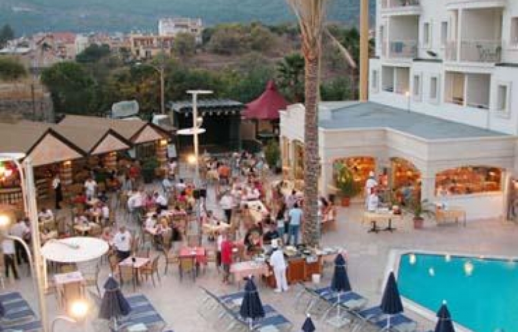 GRAND CETTIA HOTEL