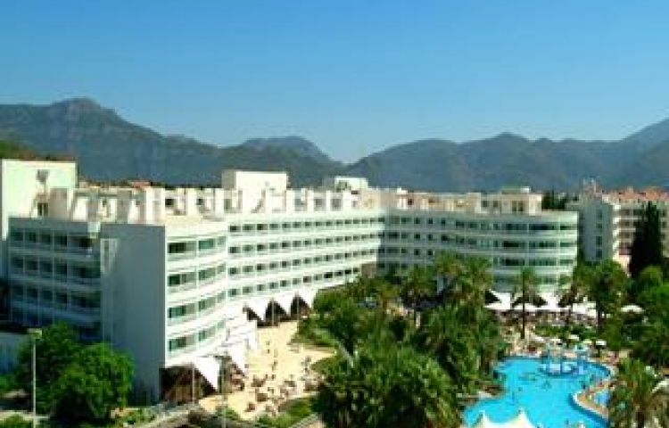 GRAND AZUR HOTEL