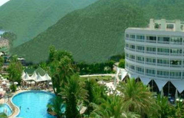GRAND AZUR HOTEL