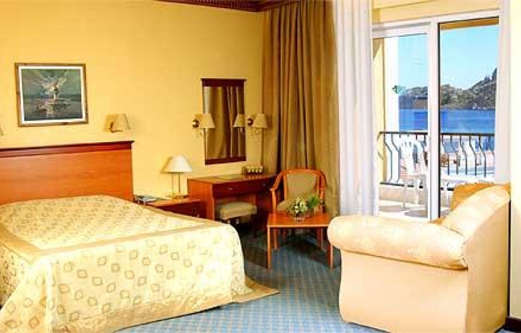 GREEN PLATAN HOTEL