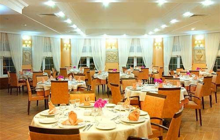 GREEN PLATAN HOTEL